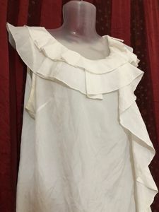 S&amp;W  Fashion White Sleeveless Top