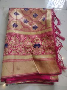 Stunning Rani Pink Saree With Stitched Blouse 💗