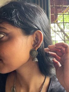 Silver Nature Look Coin Necklace Set
