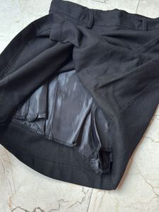 Black Skorts