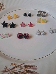 Cute Stud Earrings 🫰🏻🩷