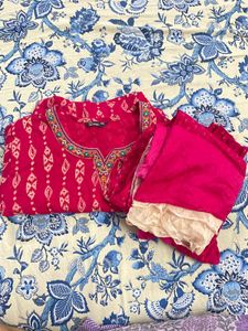 Beautiful Pink Kurta Set With Duppata 🩷