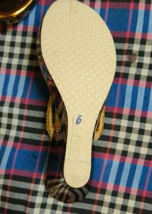Good Condition Sandle