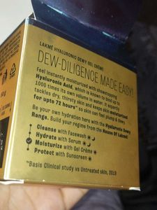 Lakme Hyaluronic Dewy Gel Creme