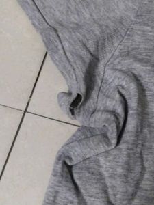 Grey GAP Slimfit Tee/T-shirt