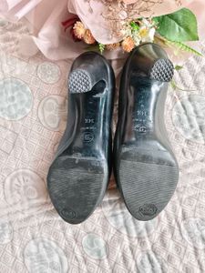 CHANEL BLACR SILVER COTED HEEL