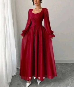 Elegant Red Midi Dress