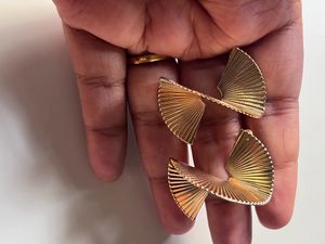 Fan Earrings