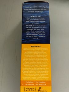 Aqualogica Glow+ Sunscreen Vitamin C