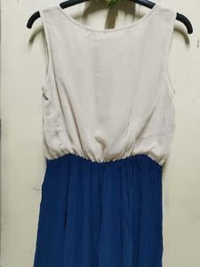 Vero Moda Chic Blue &amp; White Maxi Dress