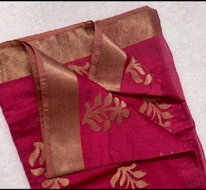 Pink &amp; Gold Floral Print Saree