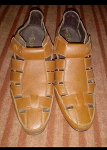 Men Shoes Without Use