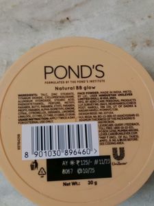 Ponds Natural Glow Loose Powder.
