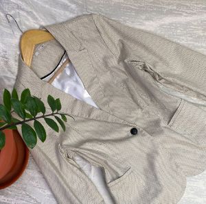 Korean Blazer