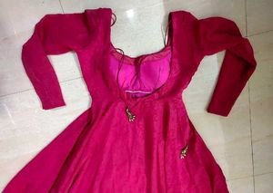 Elegant Pink Ethnic Gown(padded)