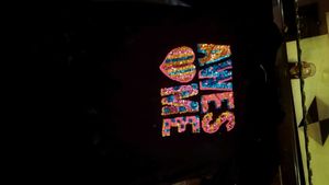 Awesome Me Tee