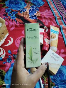 Skincare &amp; Makeup Essentials Bundle