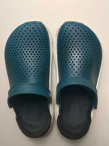 Unisex Lite Ride Crocs