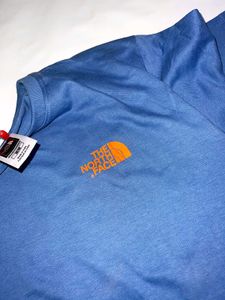 THE NORTH FACE T-SHIRT