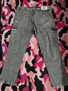 Gray And Black baggy cargo Jean&#39;s