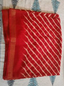 lahriya red coloured saree