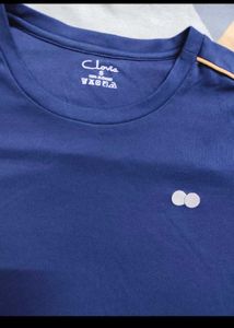 Women Clovia Workout Tee