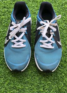 Nike Sports Shoes