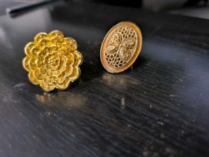 2 Vintage Golden Ring