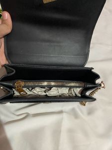 Korean Slingbag