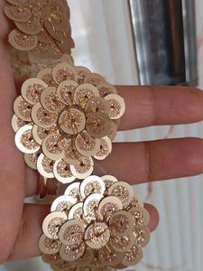 Lace Golden