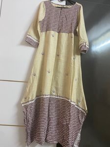 Summer Jute Kurti With Nice Detailing No Tag But Not Worn Due To Size Issue