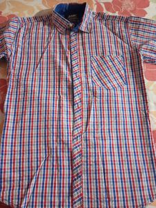 Men&#39;s Casual Shirt