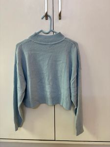 Light Blue Knit Cropped Sweater