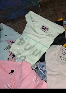 Embroidered &#39;W&#39; Top