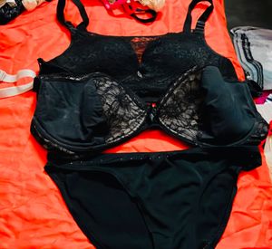 38d Bra With L To Xl Brief