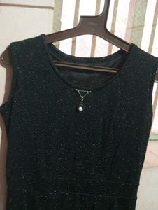 ⚫Black⚫ Shimmery Long Gown Size:Xl.