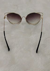 Cat EyenDouble Layered Frame Sunglass