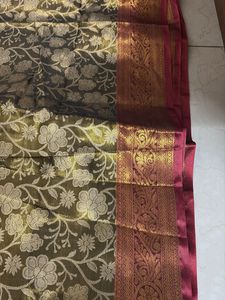 Golden Saree With Blouse