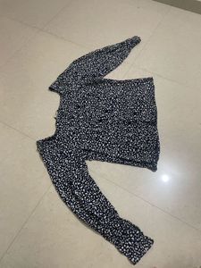 Great vintage condition Printed Square Neck Top