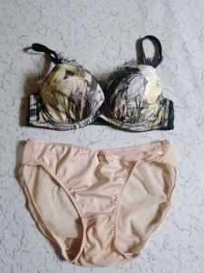 Cute Bra 4bra &amp; 4panties.