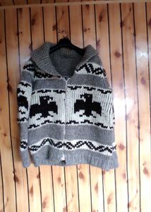 Warm Sweater, 100% wool