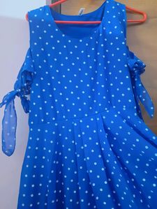 A Beautiful Blue &amp; White Polka Dot Printed Gown💙