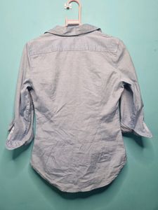 GAP SHIRT FOR WOMEN.