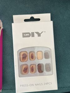 Fake Nails &amp; Eyelashes Combo | Unused