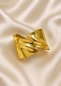 Leaf Style Cuff✨