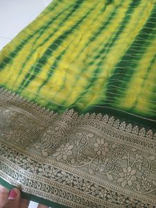 Best Exclusive Fancy Saree.. Yellow And Green