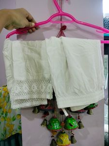White Cigrette Pant With Lace Border At Bottom