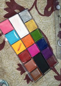 Imagic Face &amp; Body Paint Palette - 16 Colors