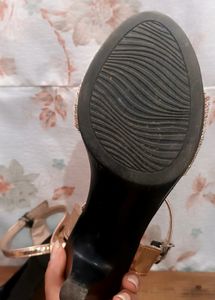 Women Heel