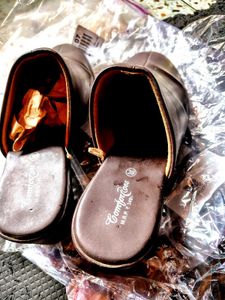 Comfort Coes Flats &amp; Sandals
